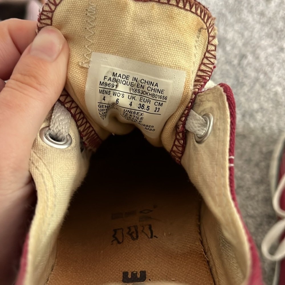 Maroon Converse - Picture 2 of 2